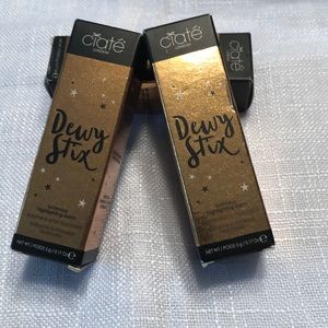 Ciaté London Dewy Stix Luminous Highlight Balm.
